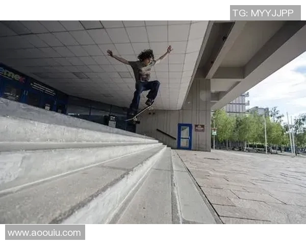 滑板战术解析:广州滑板队如何构建高效阵地战体系